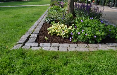 Landscape Curbing